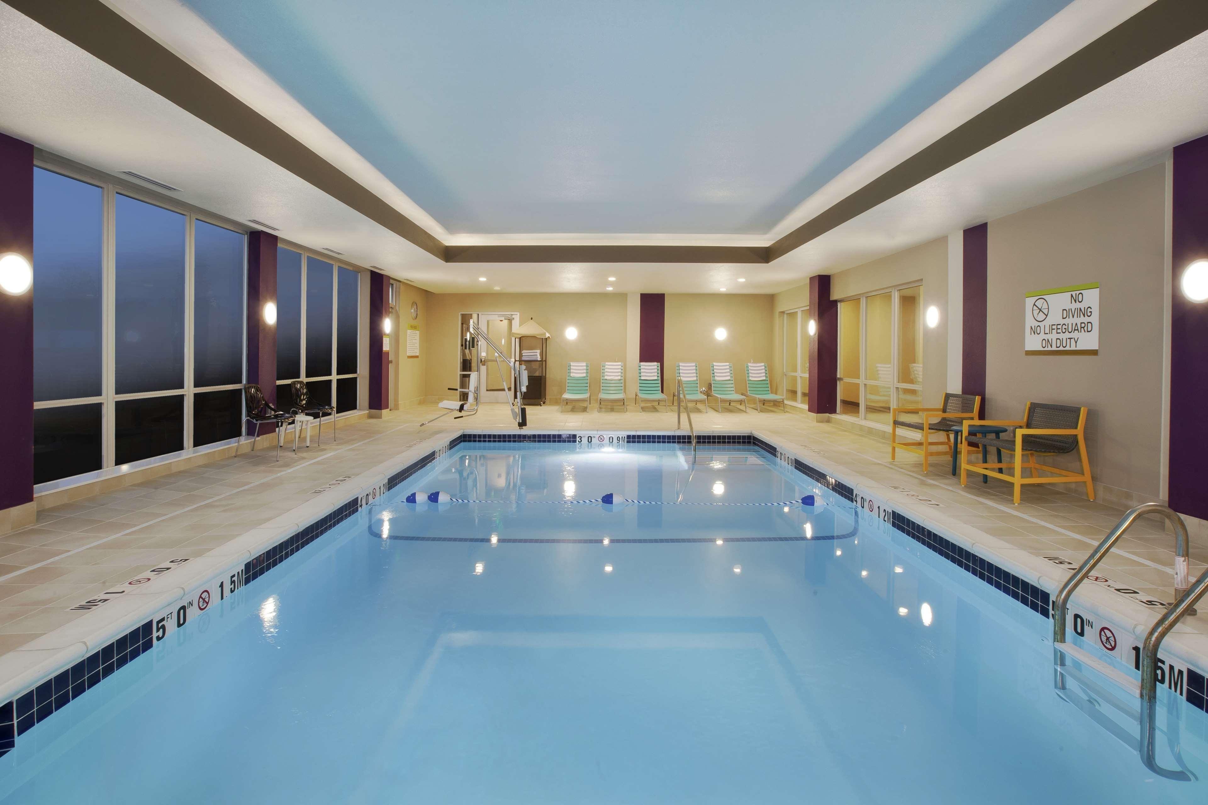 Home2 Suites By Hilton West Bloomfield, Mi Фармингтън Хилс Екстериор снимка