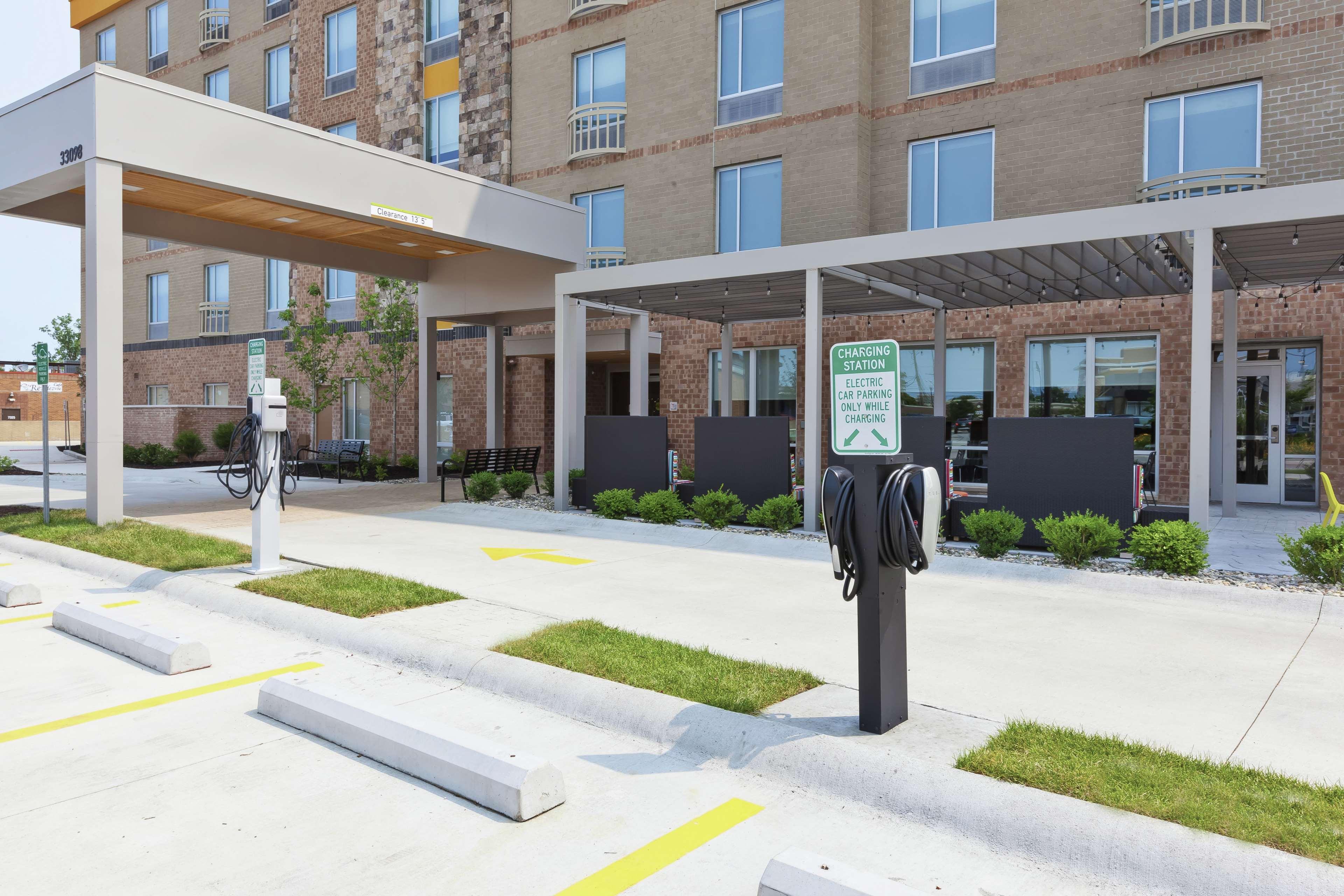 Home2 Suites By Hilton West Bloomfield, Mi Фармингтън Хилс Екстериор снимка