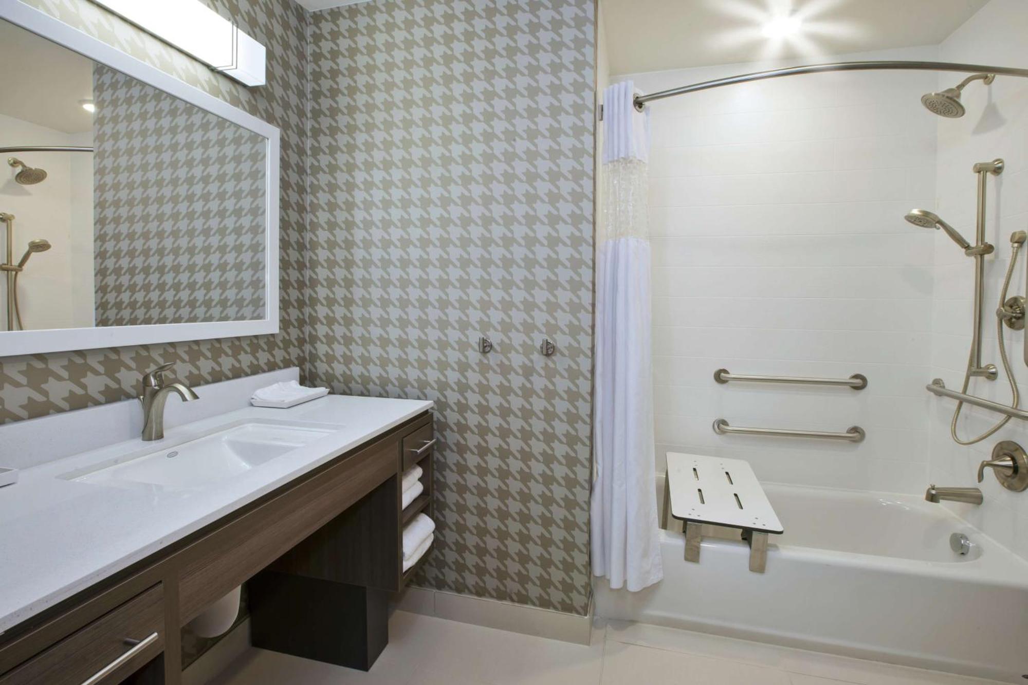 Home2 Suites By Hilton West Bloomfield, Mi Фармингтън Хилс Екстериор снимка